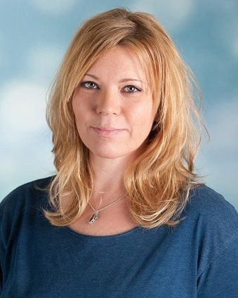 Elke Bezak